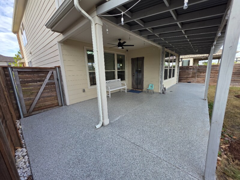 Building Photo - 14107 Eucalyptus Bnd