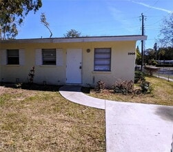 Building Photo - RENT FOR ZERO DEPOSIT MOVE IN - CLOSE TO DOWNTOWN