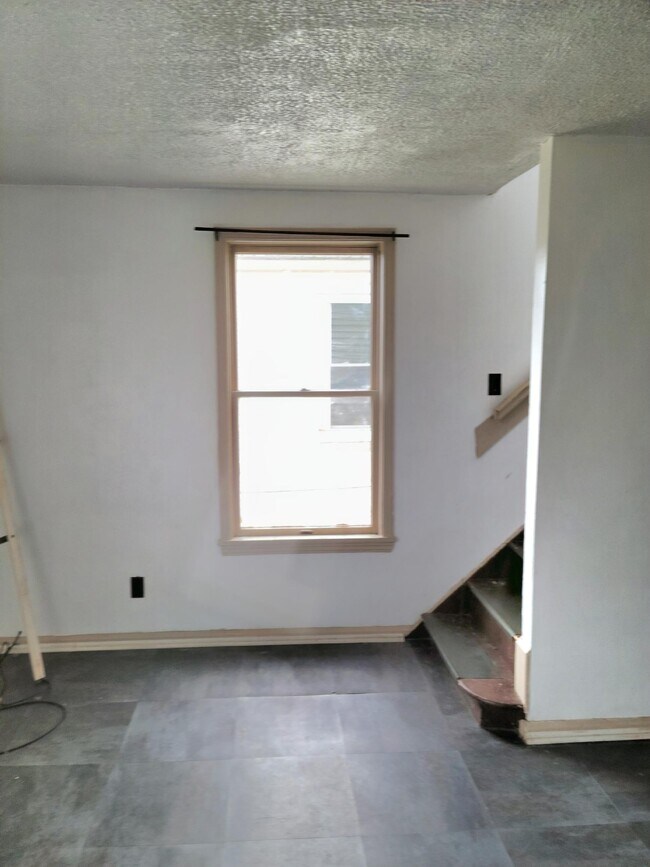 Building Photo - 1326 S Pittsburgh St