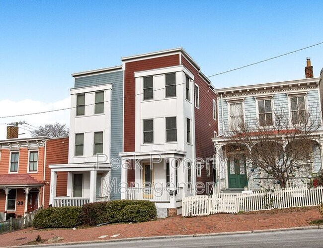 Building Photo - 2104 E Broad St