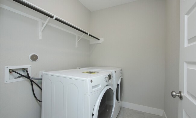 Building Photo - 12502 Malachite Wy