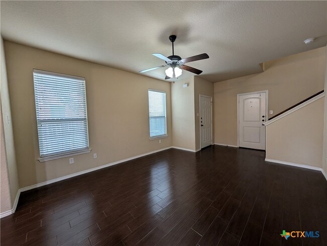 Building Photo - 1028 Brown Rock Dr