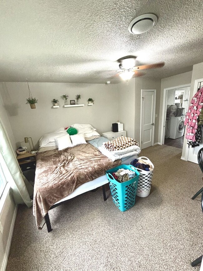 Building Photo - Updated 3-bedroom house with HUGE YARD!!