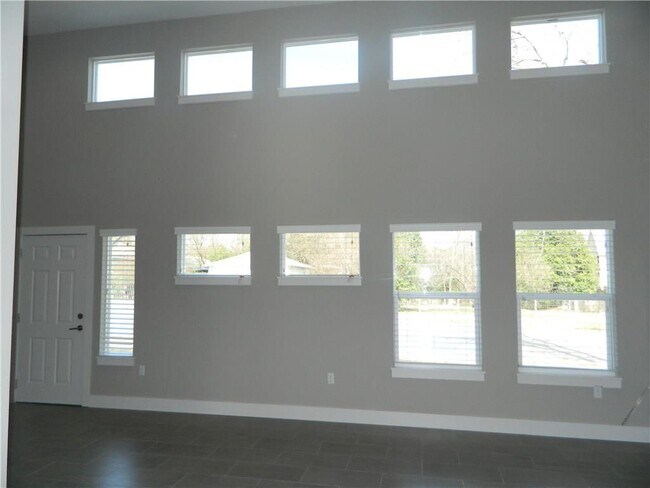 Building Photo - 4401 Hank Ave