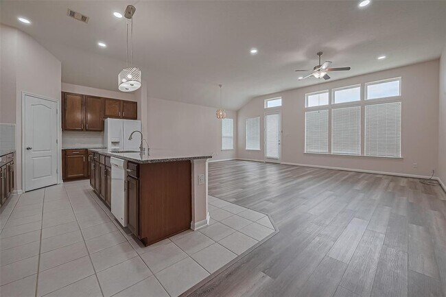 Building Photo - 28522 Cabrera Hill Ln