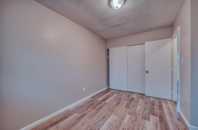 Building Photo - 2735 Joyce Ave