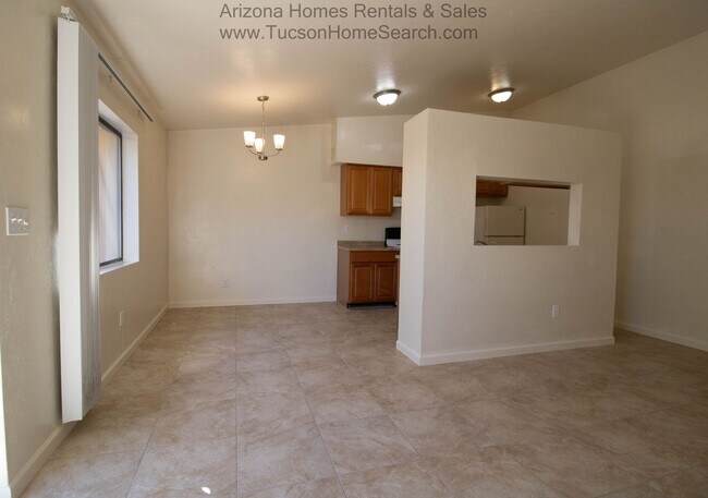 Building Photo - Kenyon Terrace Townhomes