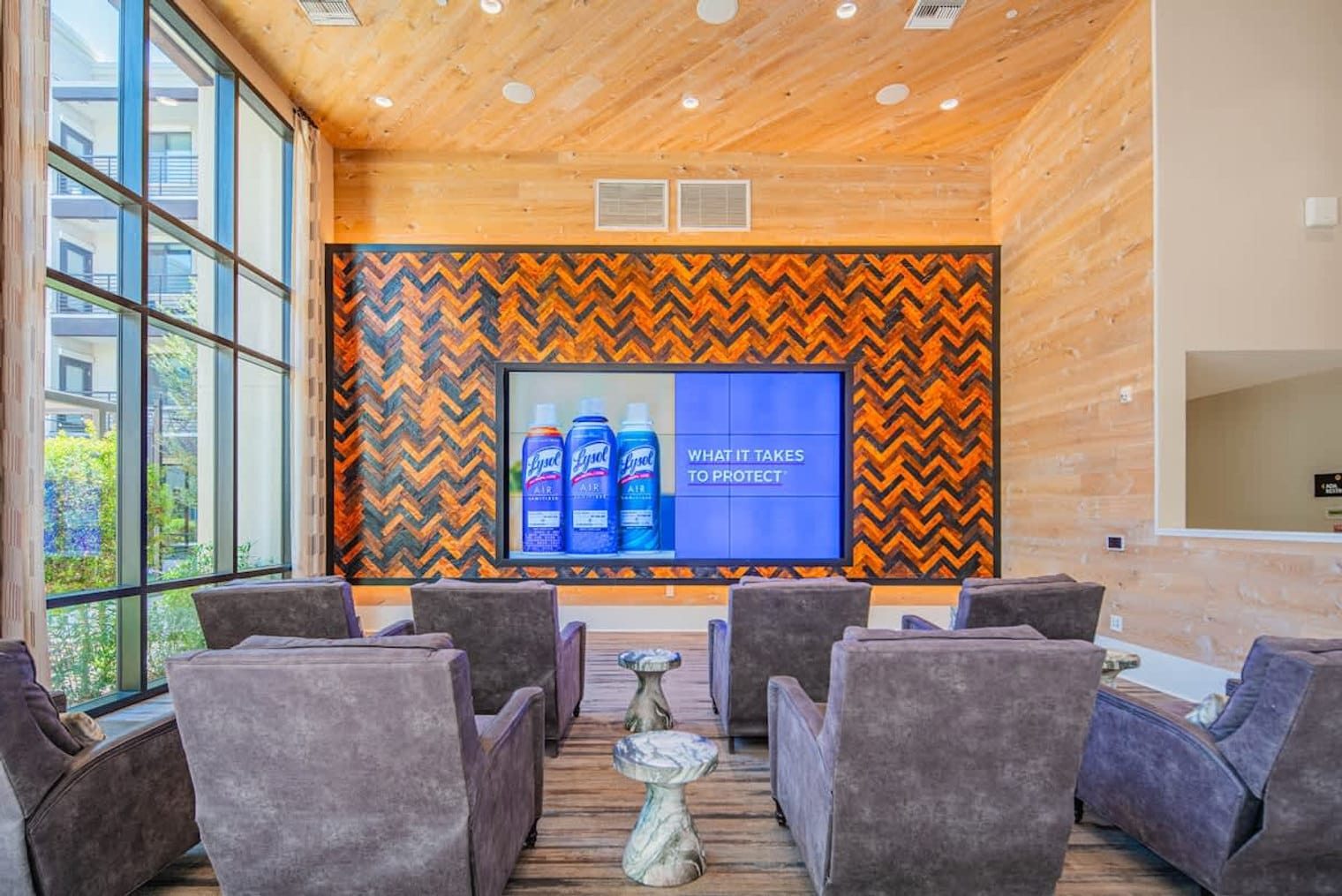 Building Photo - 777 E Stella Ln