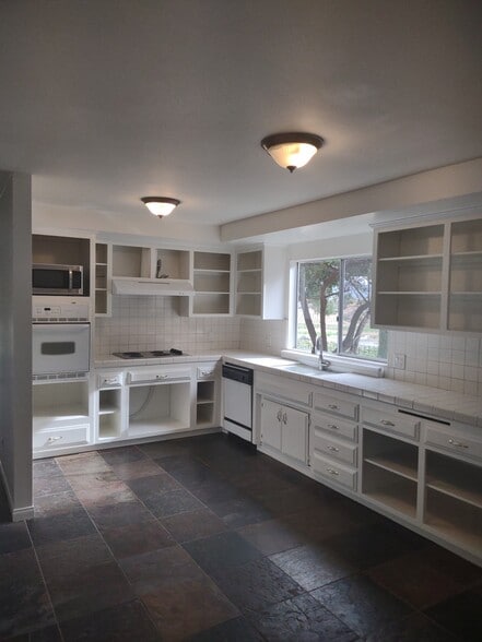 Building Photo - 37850 De Portola Rd