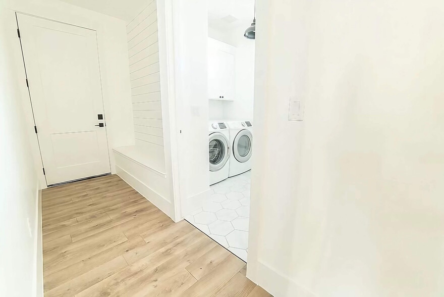 Mudroom and Laundry - 3685 W 2510 S