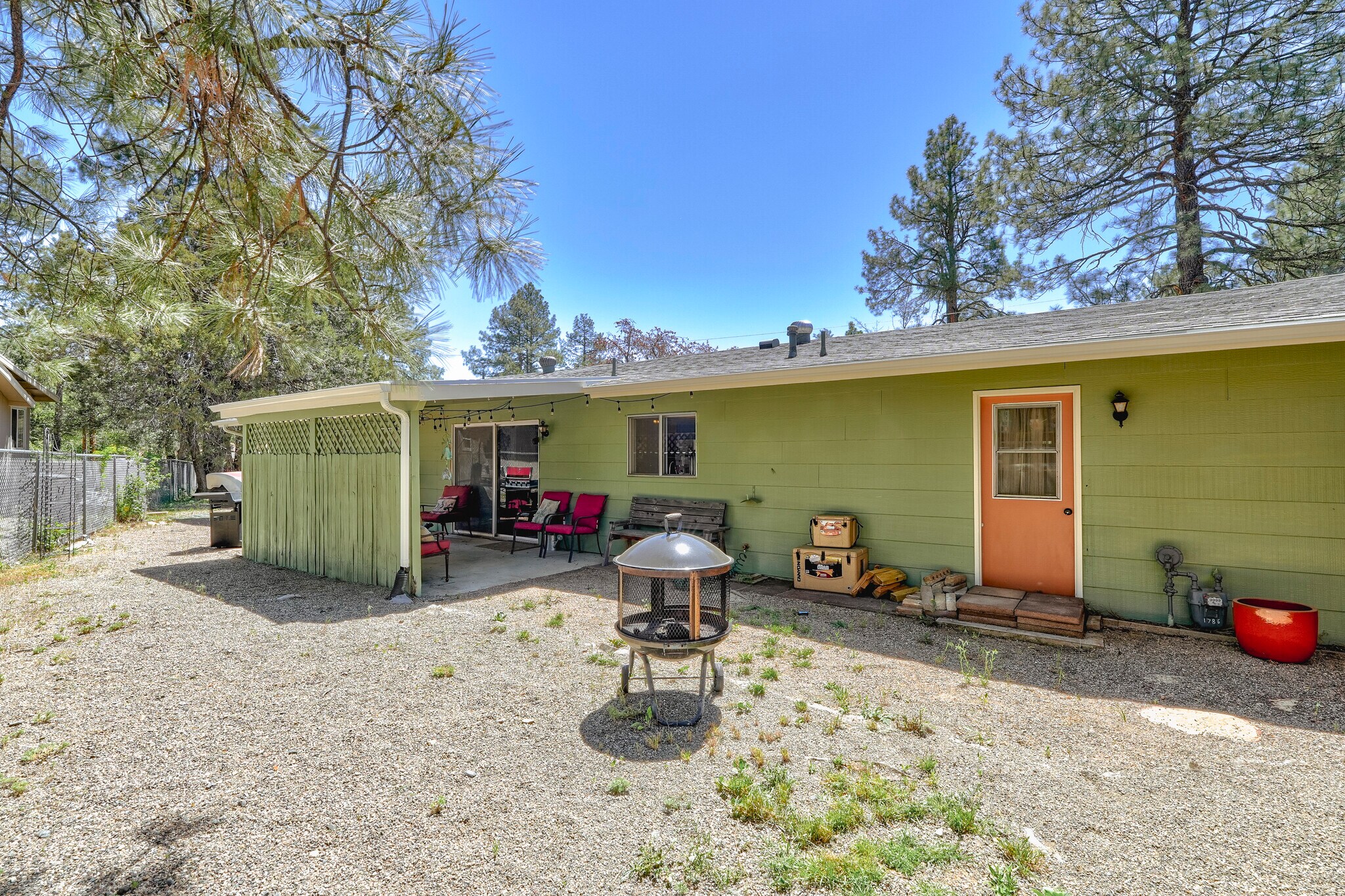 Building Photo - 1786 Autumn Dr