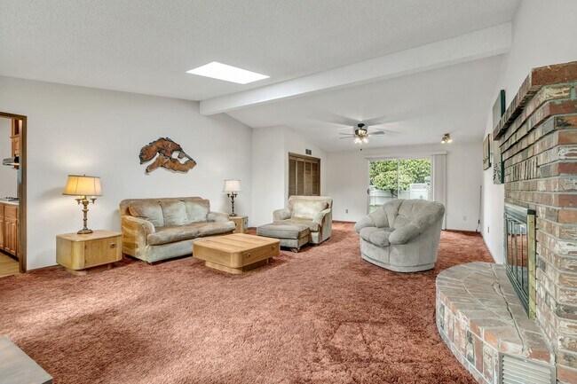 Building Photo - Looking for a Dream Garage attached to a Rambler?