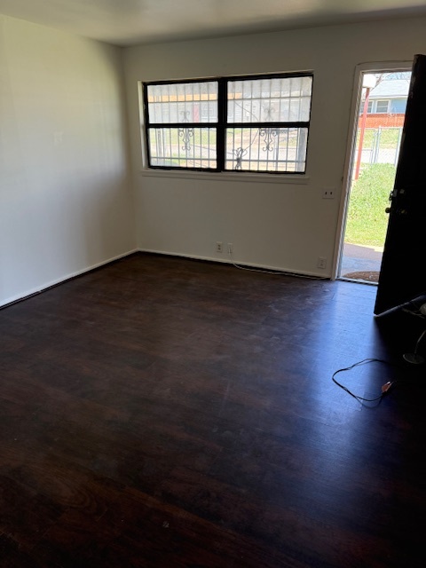 Building Photo - 1508 Parkdale Dr