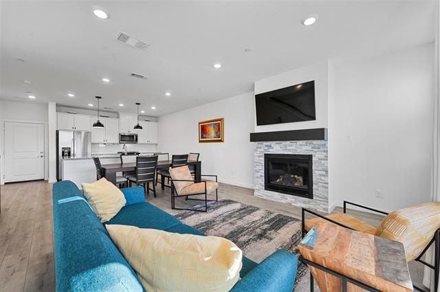 Building Photo - 751 Mountain Laurel Dr