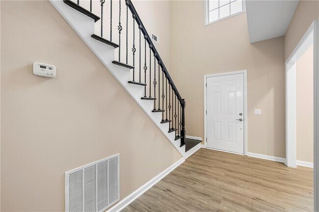 Building Photo - 5705 Cannonero Dr