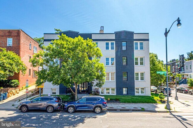 Building Photo - 3101 Sherman Ave NW