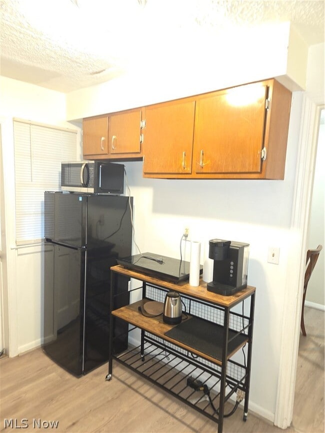 Building Photo - 21711 S Lake Shore