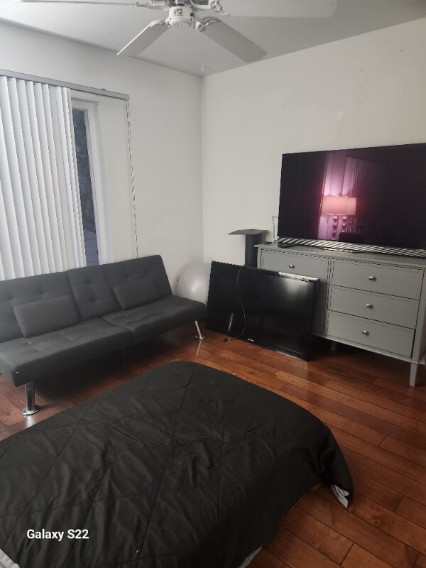 Building Photo - 13382 Tiverton Rd