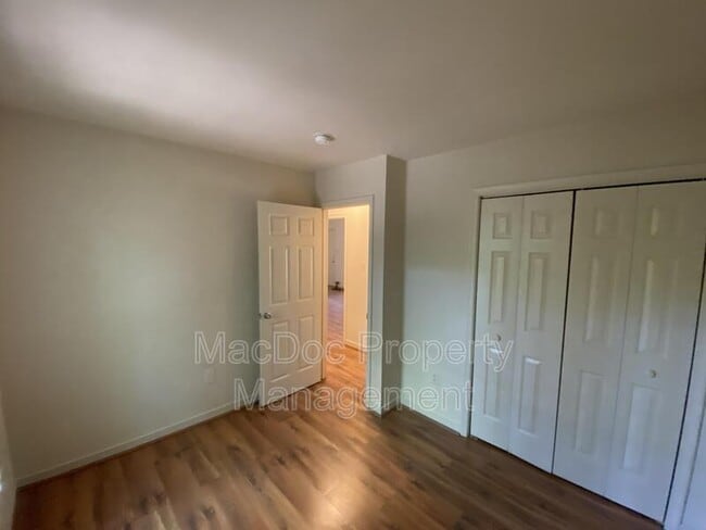 Building Photo - 507 Montgomery Dr