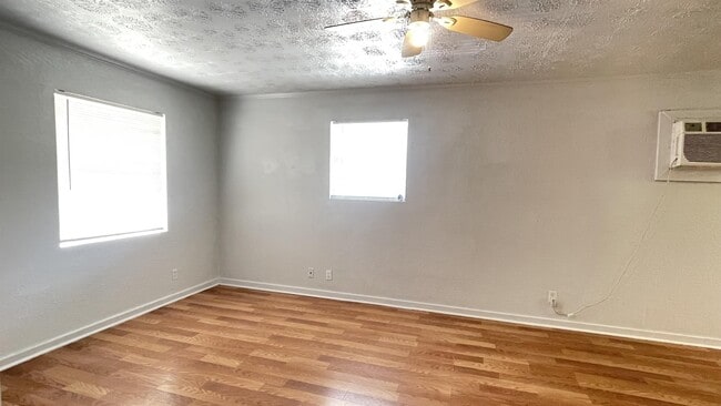 Building Photo - 5689 Atlee Ave