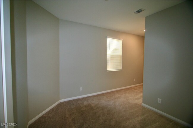 Building Photo - 4275 Tarim St
