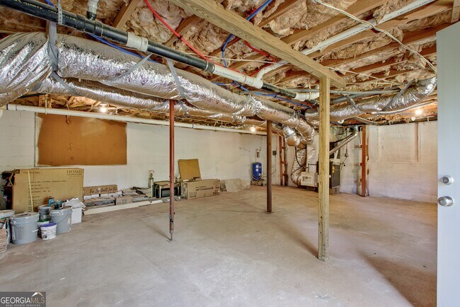 Building Photo - 140 Mary Freeman Rd