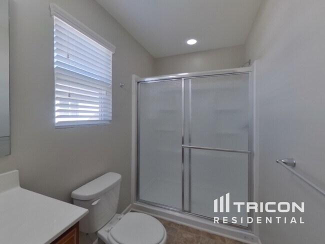 Building Photo - 8222 Midas Ln