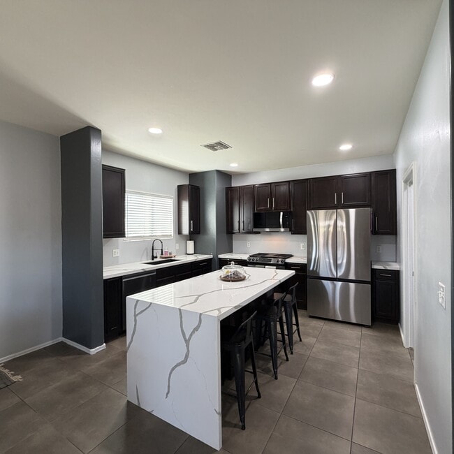 Building Photo - 726-PM26-726 S Harry P Stagg Dr