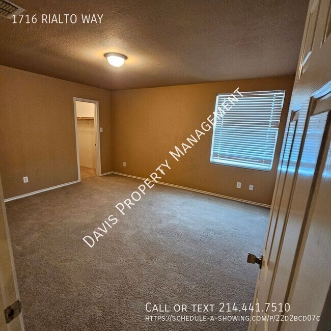 Building Photo - 1716 Rialto Way