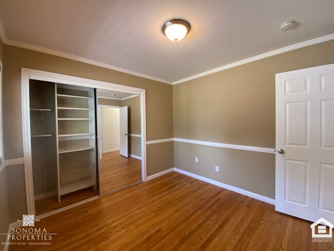 Building Photo - Lovely 3bd/2ba Home in Sonoma!