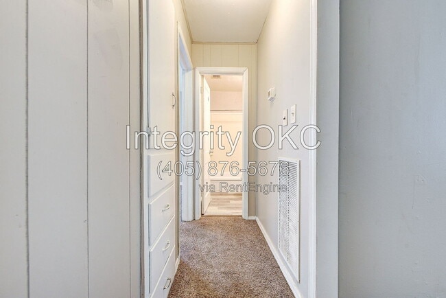 Building Photo - 416 Reed Pl
