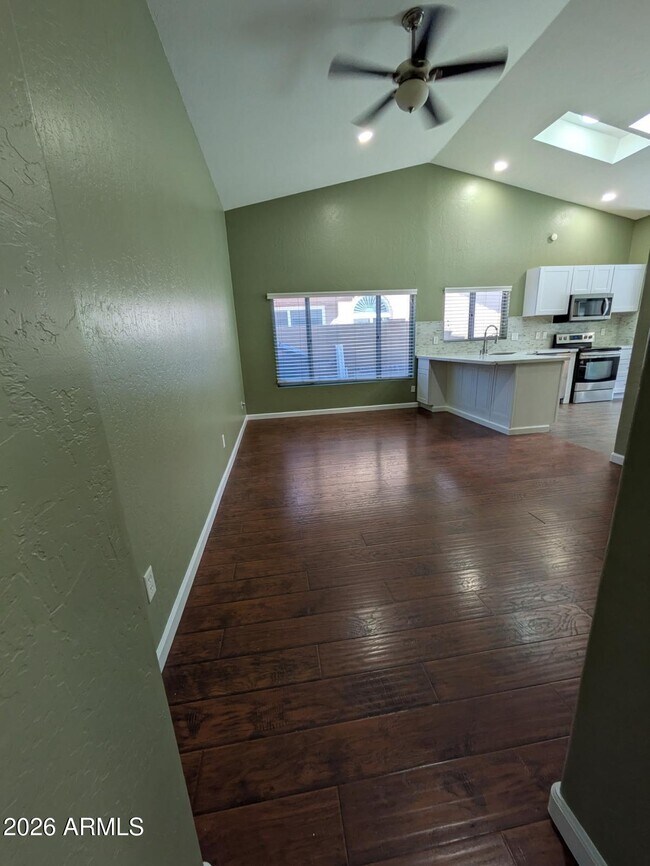 Building Photo - 3121 W Frankfurt Dr