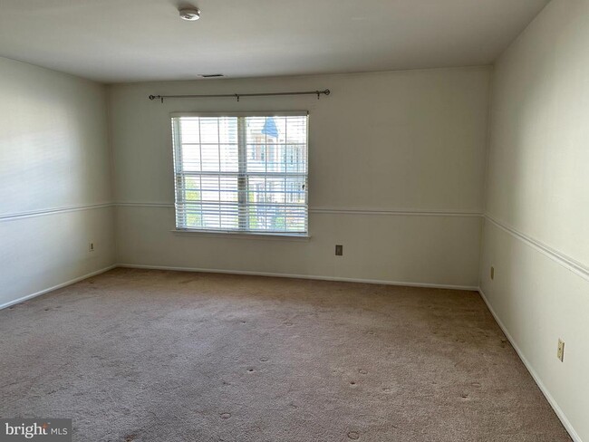 Building Photo - 1908 Society Pl