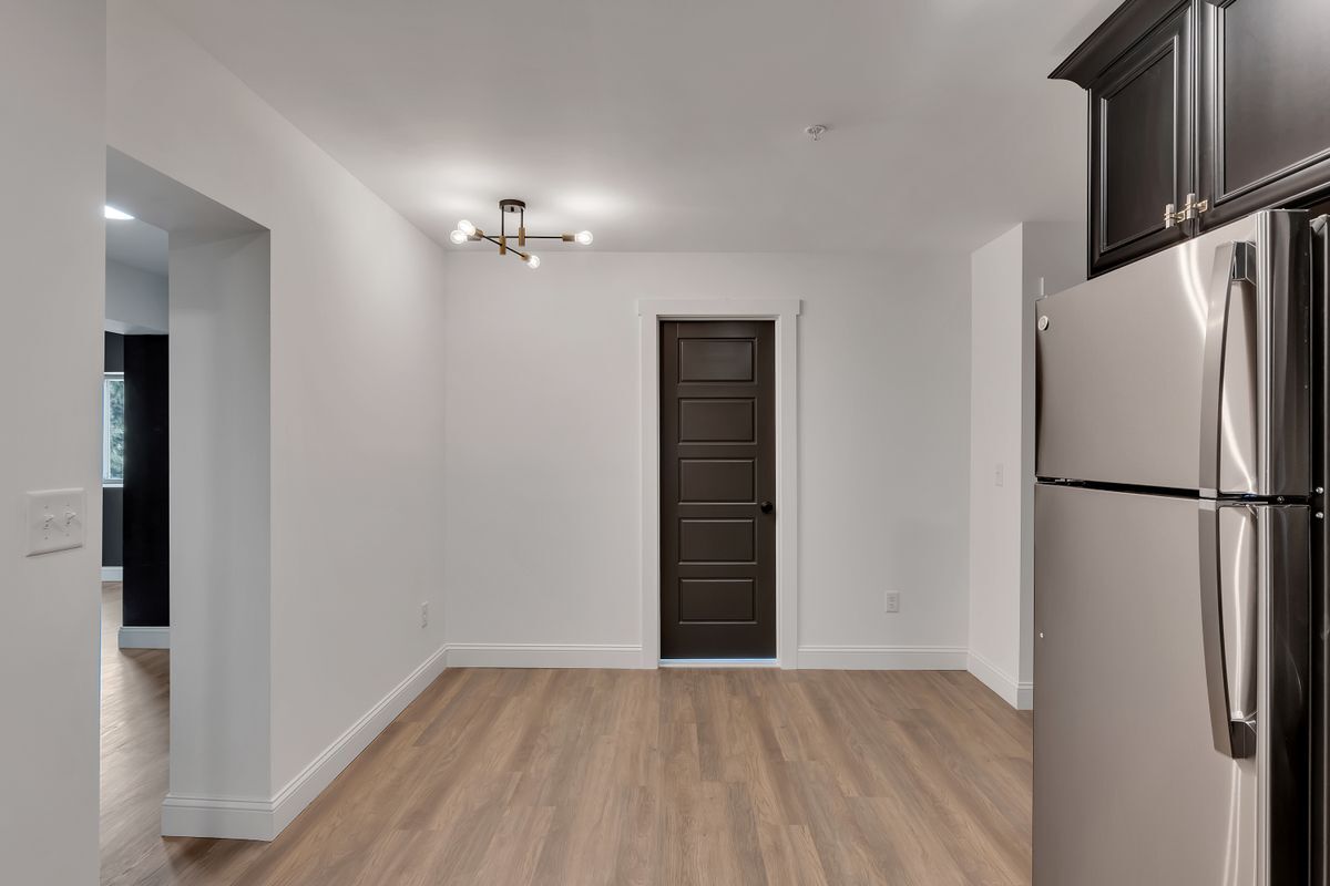 Building Photo - 36 Pawling Ave