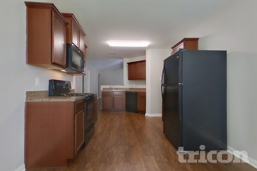 Building Photo - 2437 Regatta Ln