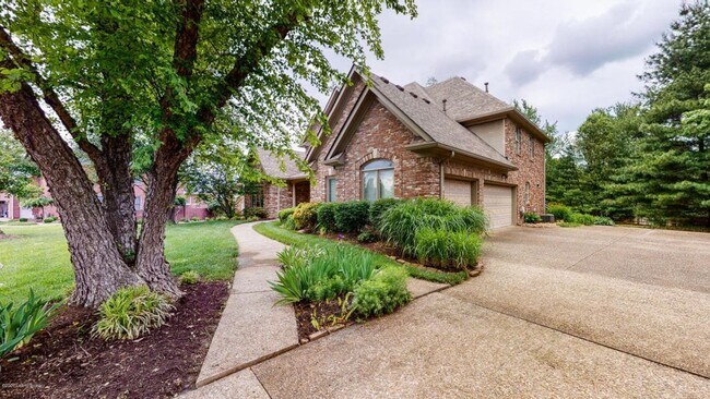 Building Photo - 7703 Wolfpen Ridge Dr