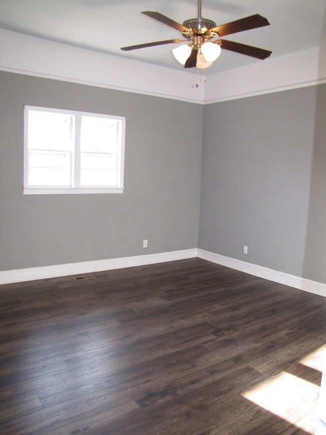 Building Photo - Brandon mill community