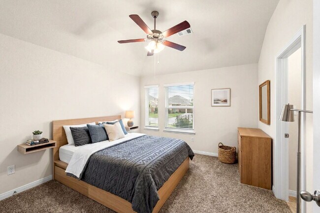 Building Photo - Greenbelt - Cul De Sac - Oversized Homesite