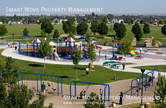 Building Photo - 1427 W Great Basin Dr