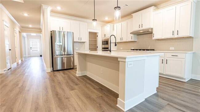 Building Photo - 38 Winding Rose Dr