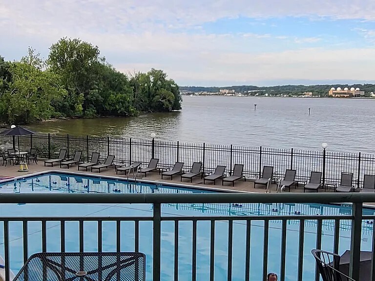 Building Photo - 501 Slaters Ln