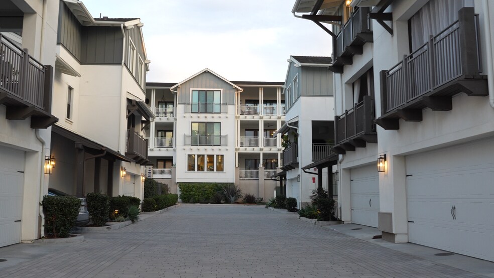 Building Photo - 855 Home Ave