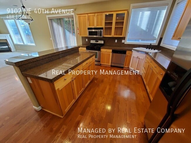 Building Photo - 9102 NE 40th Ave