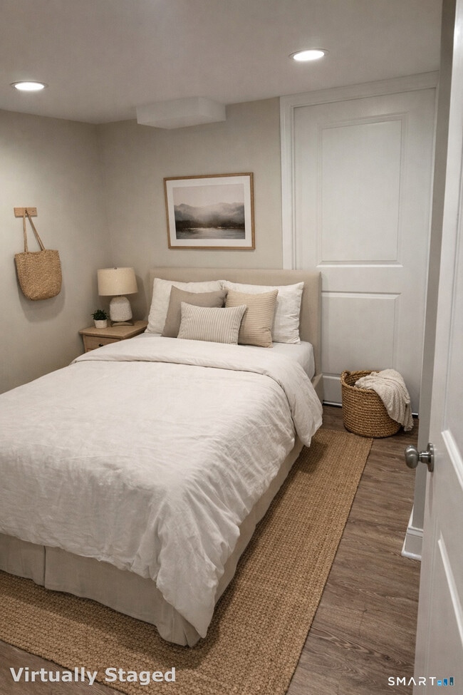 Building Photo - 2 Hurd St