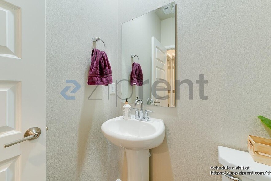 Building Photo - 19033 129th St E