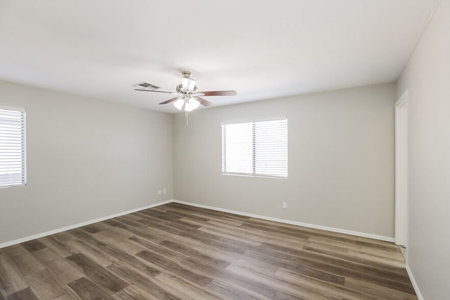 Building Photo - 16140 W Boca Raton Rd