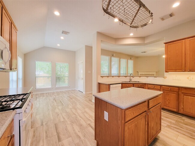 Building Photo - 22 Quince Tree Pl
