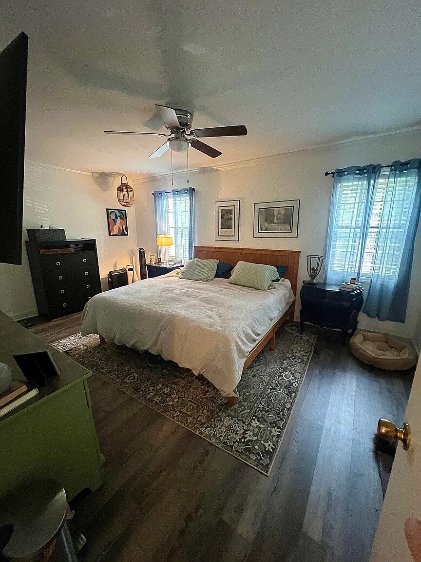 Building Photo - Room in Townhome on Willow Bridge Dr