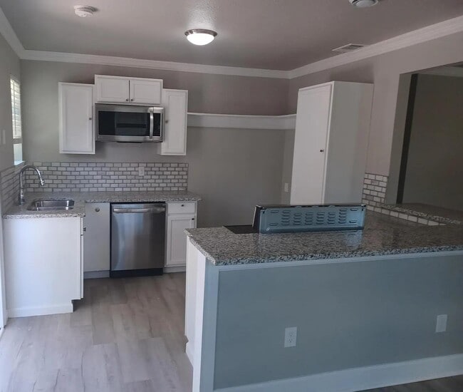 Building Photo - 1609 N 18th St