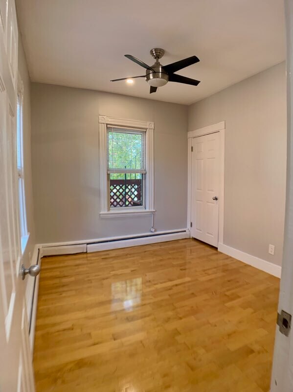 Building Photo - 30 Forbes St